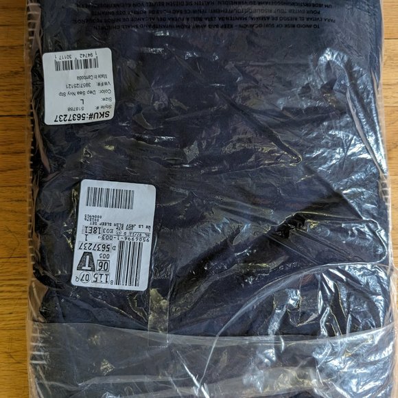 Land's End Navy Stripe Pajama Set NWT - Picture 2 of 3